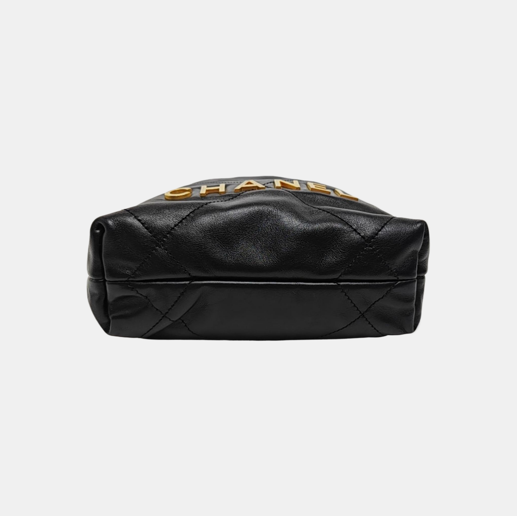 CHANEL 22 Mini Quilted Calfskin Black
