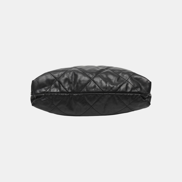 CHANEL 22 Medium Quilted Calfskin Black