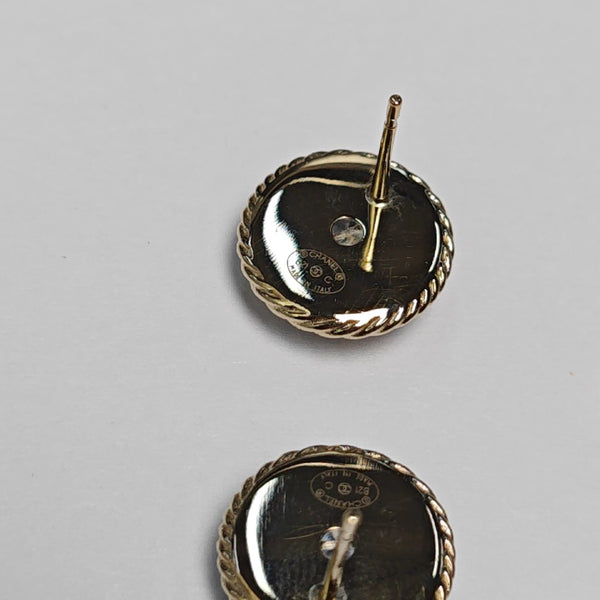 Metal Gold Stud Earrings