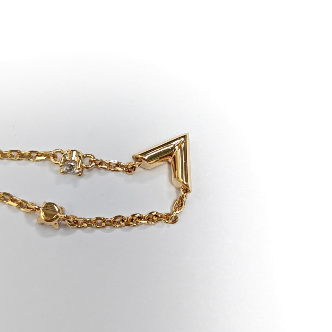 LV &amp; ME Metal Gold Necklace
