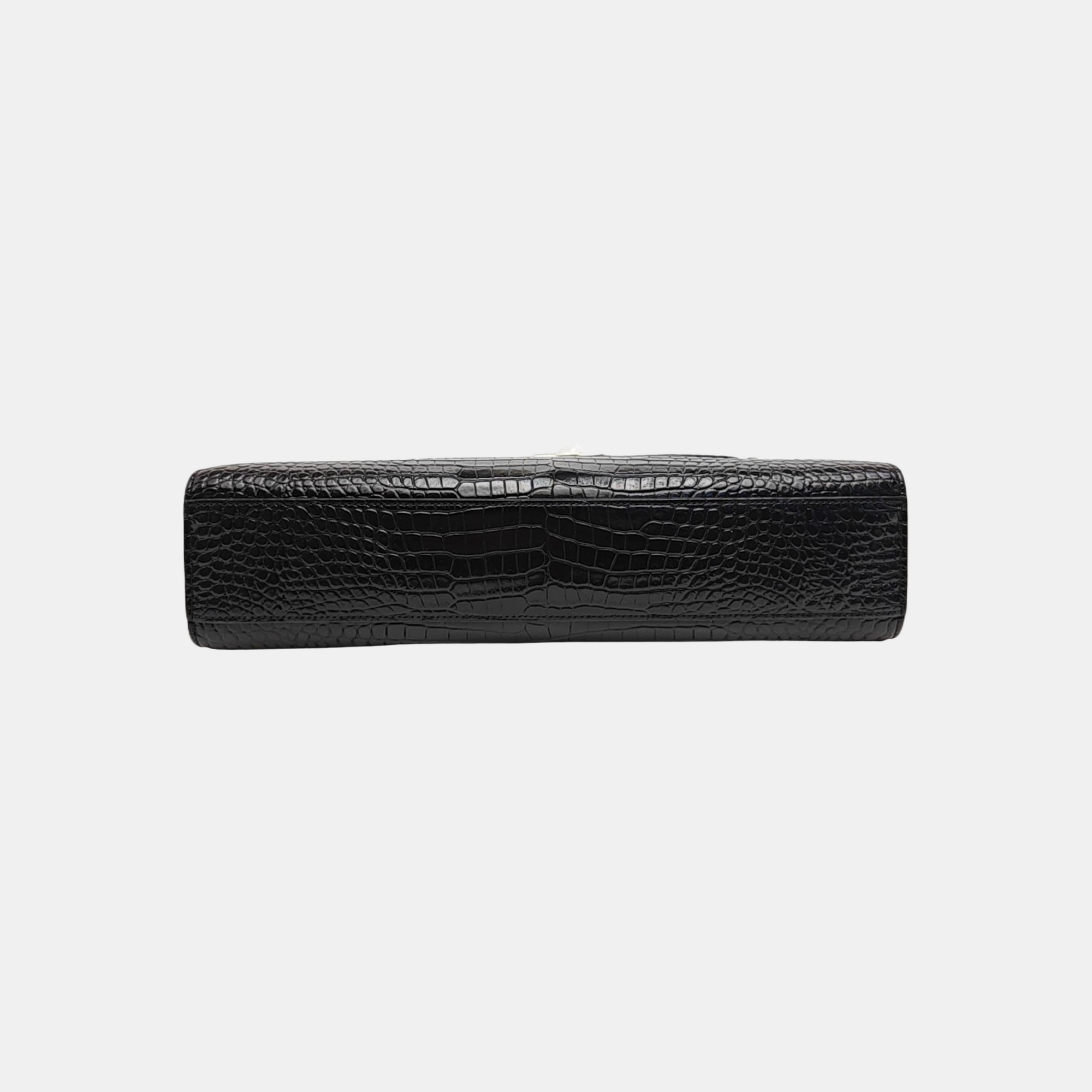 MANHATTAN Medium Calfskin Black