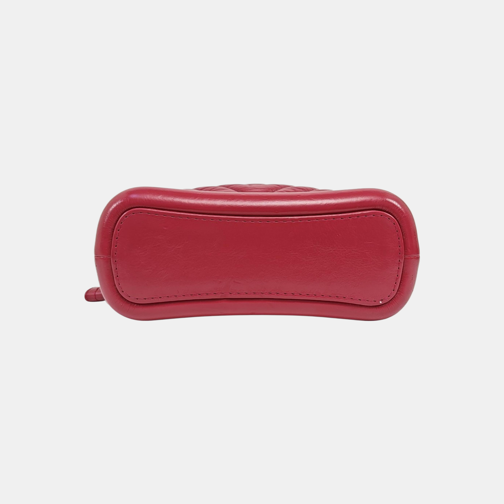 GABRIELLE Small Chevron, Quilted Calfskin Red