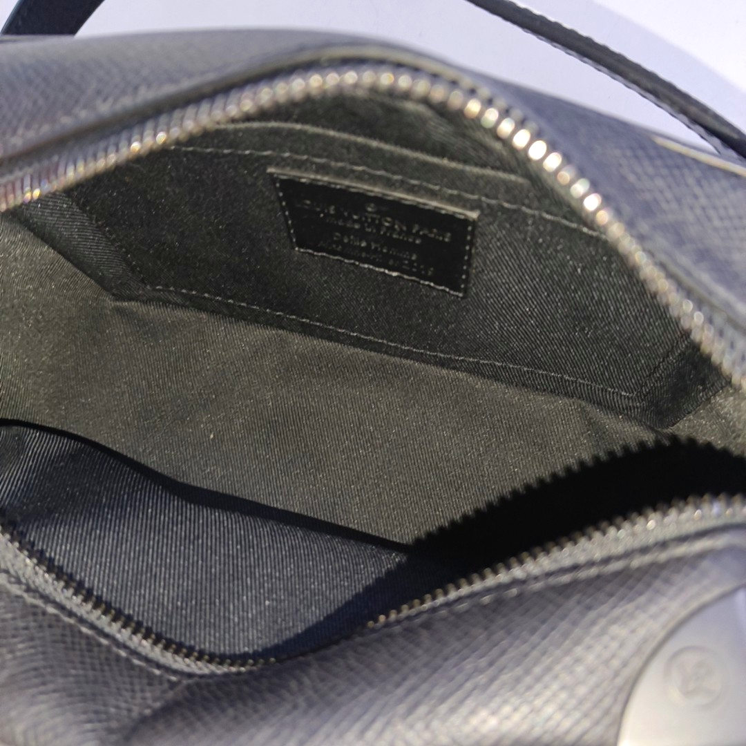 SOFT TRUNK Mini Calfskin Black