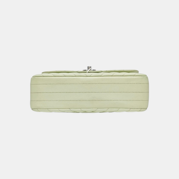 CLASSIC FLAP Small Chevron Calfskin Green