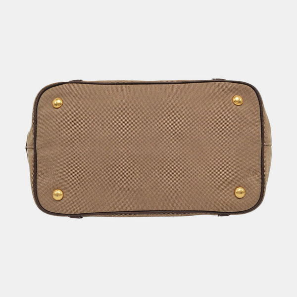 Canvas Brown