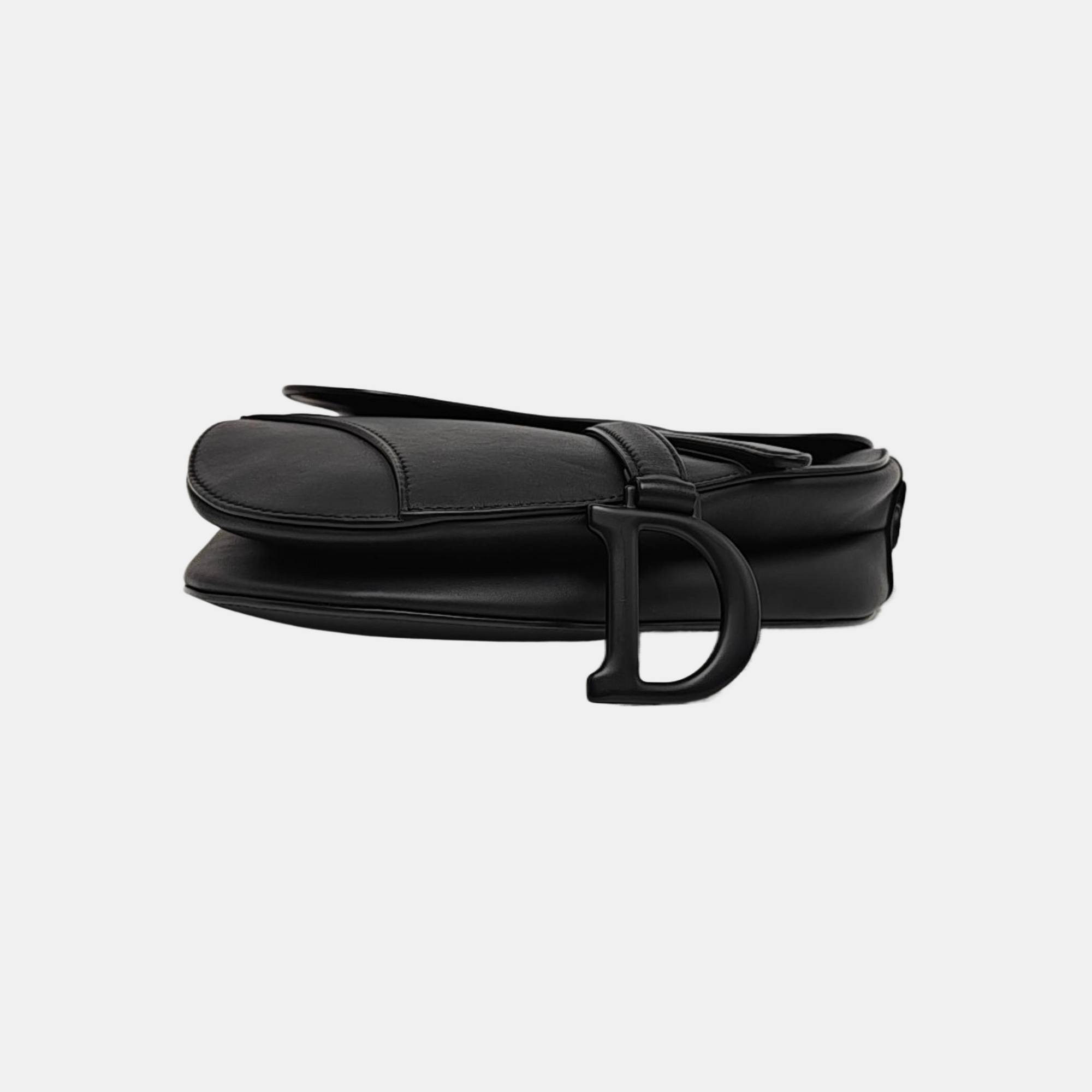 Saddle Small Calfskin Black