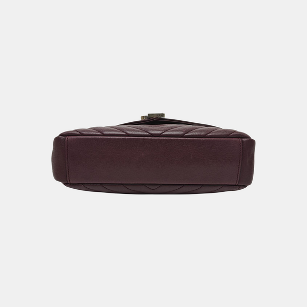 COLLEGE Medium Chevron Lambskin Red