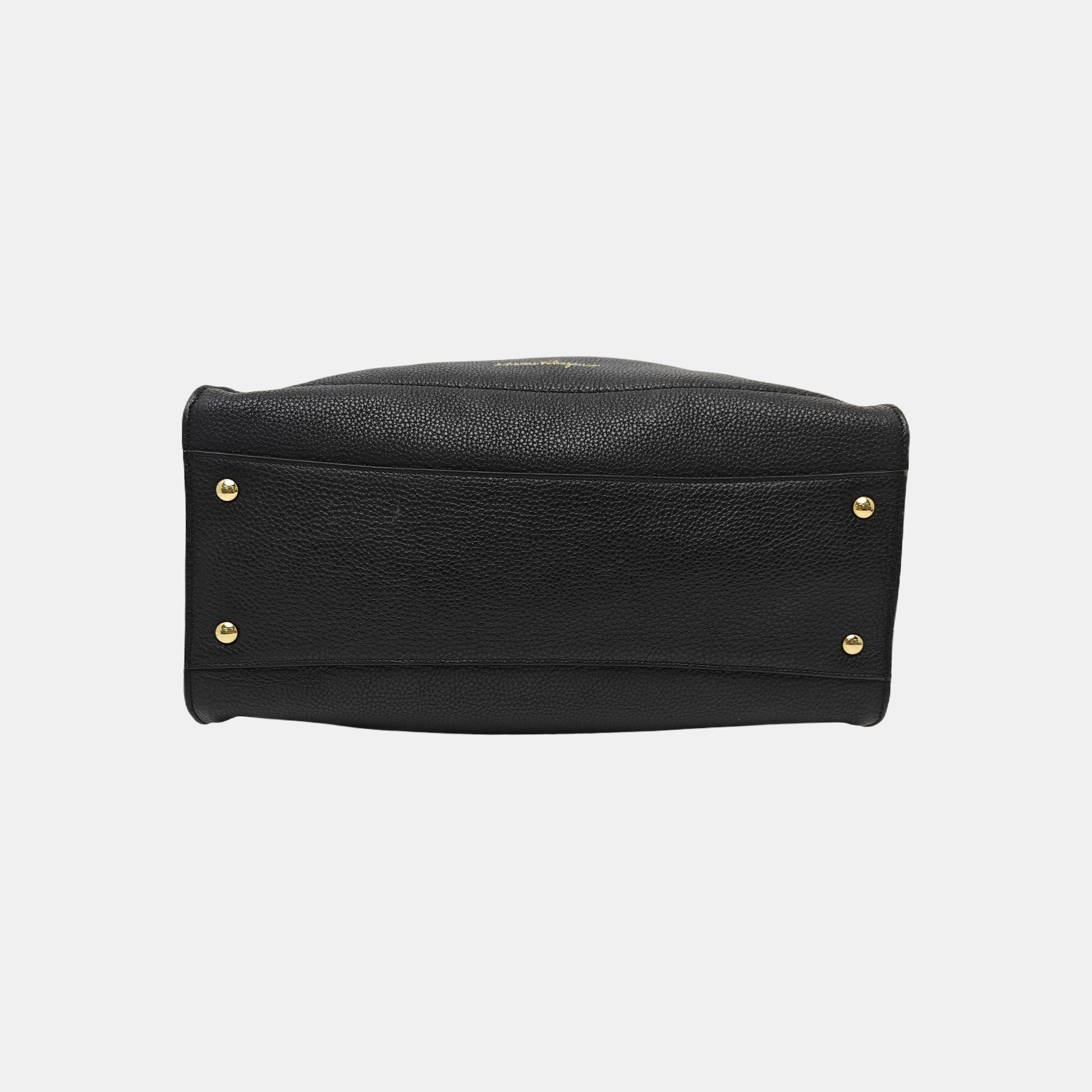 Amy Large Calfskin Black