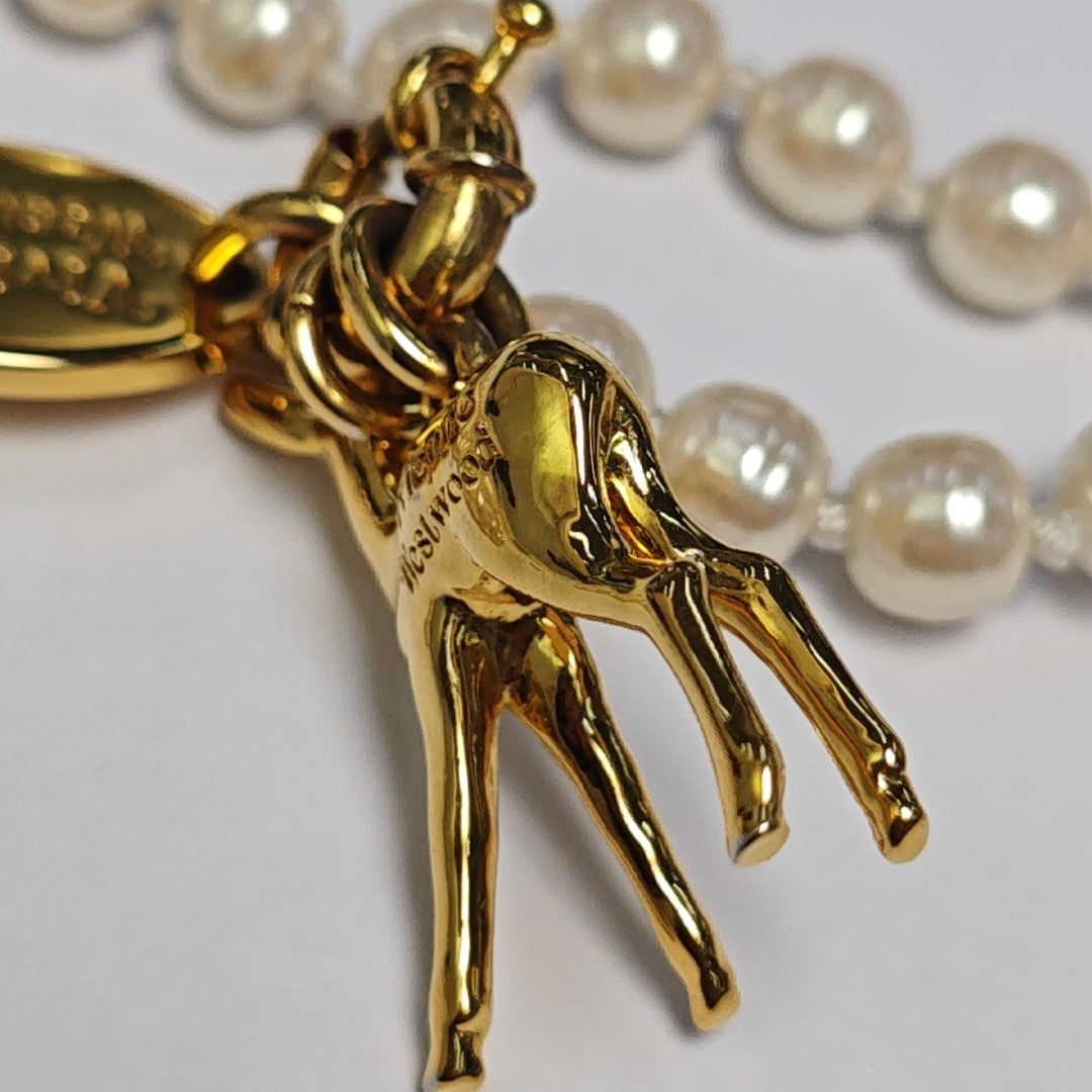 Faux Pearl White Necklace