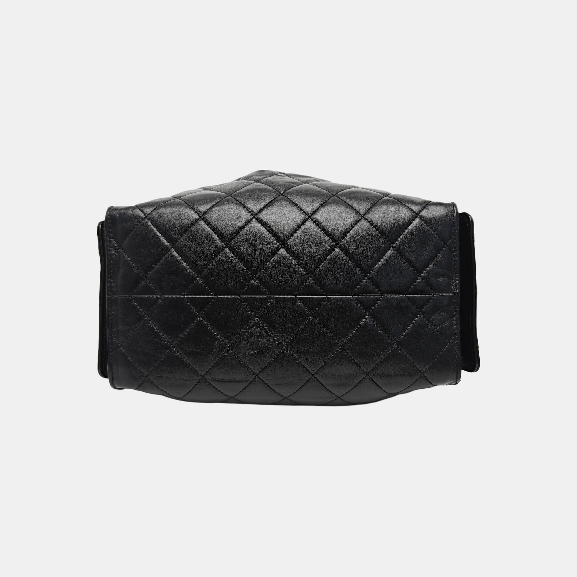 CHANEL 25 Small Quilted Calfskin Black