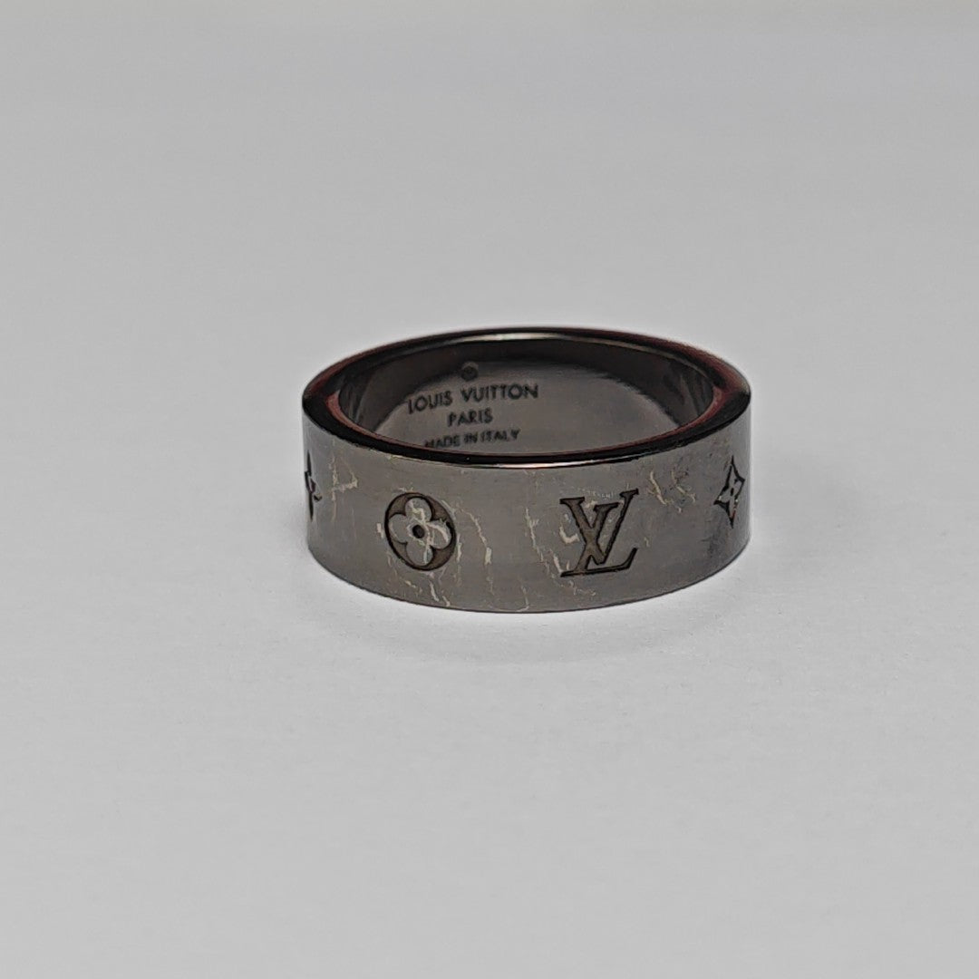 Metal Black Ring EU 62