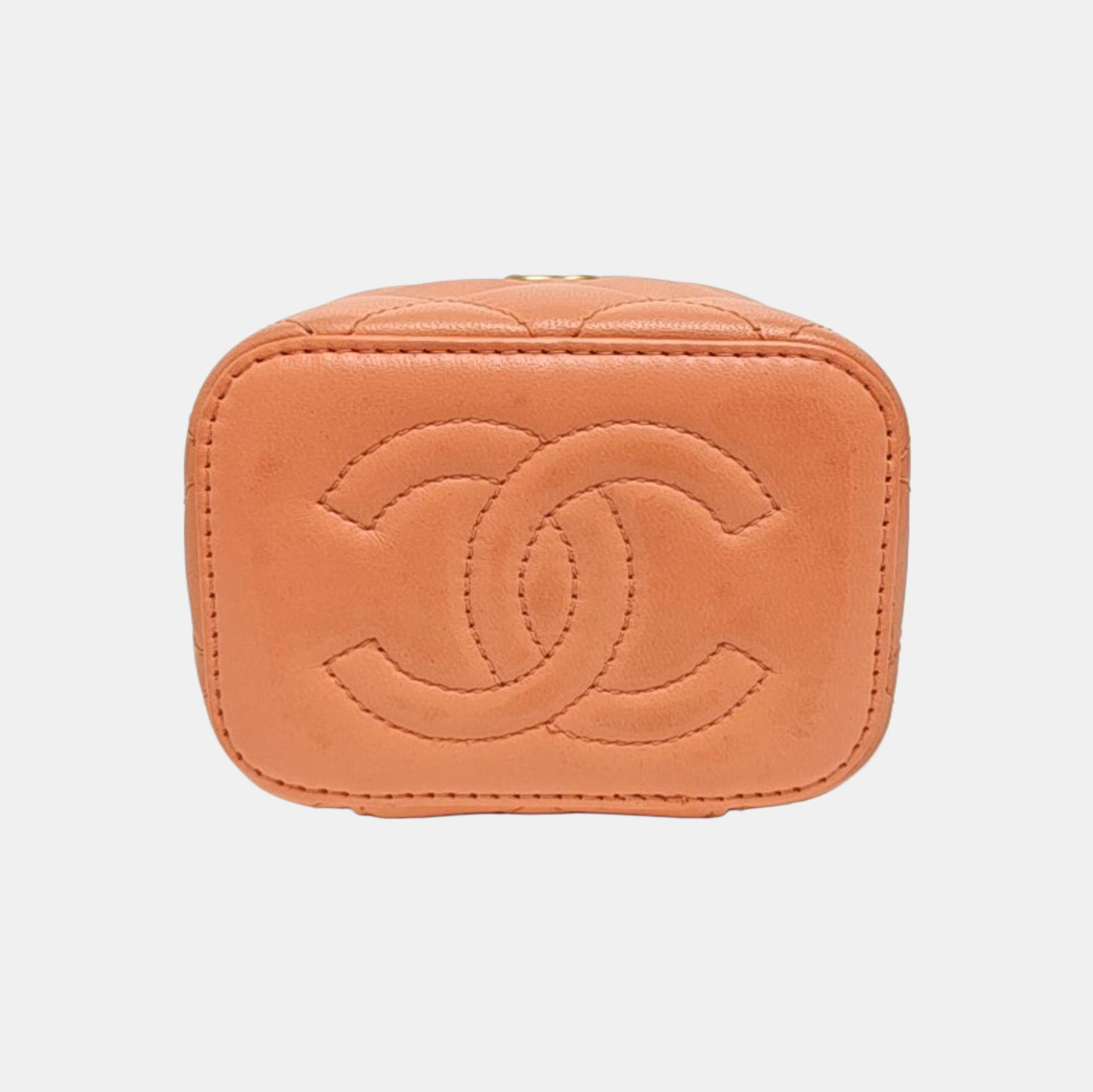 VANITY CASE Small Quilted Lambskin Pink