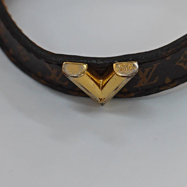 ESSENTIAL V Leather Brown Bangle