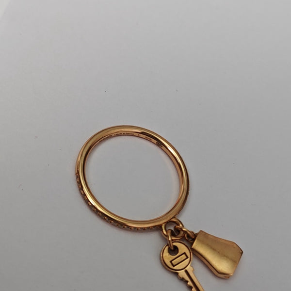 Kelly Clochette 18k Gold Rose Gold Ring EU 51