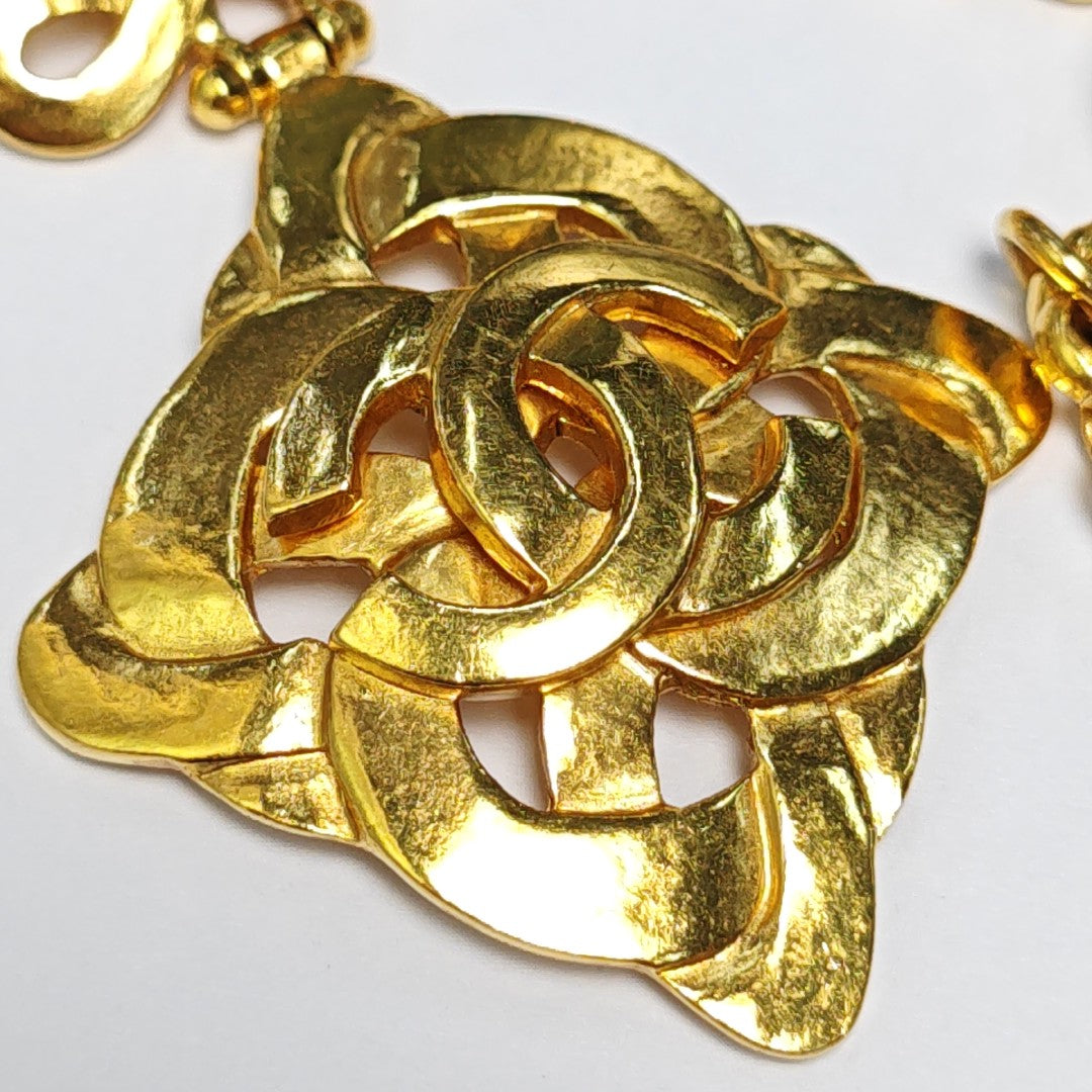 Metal Gold Necklace