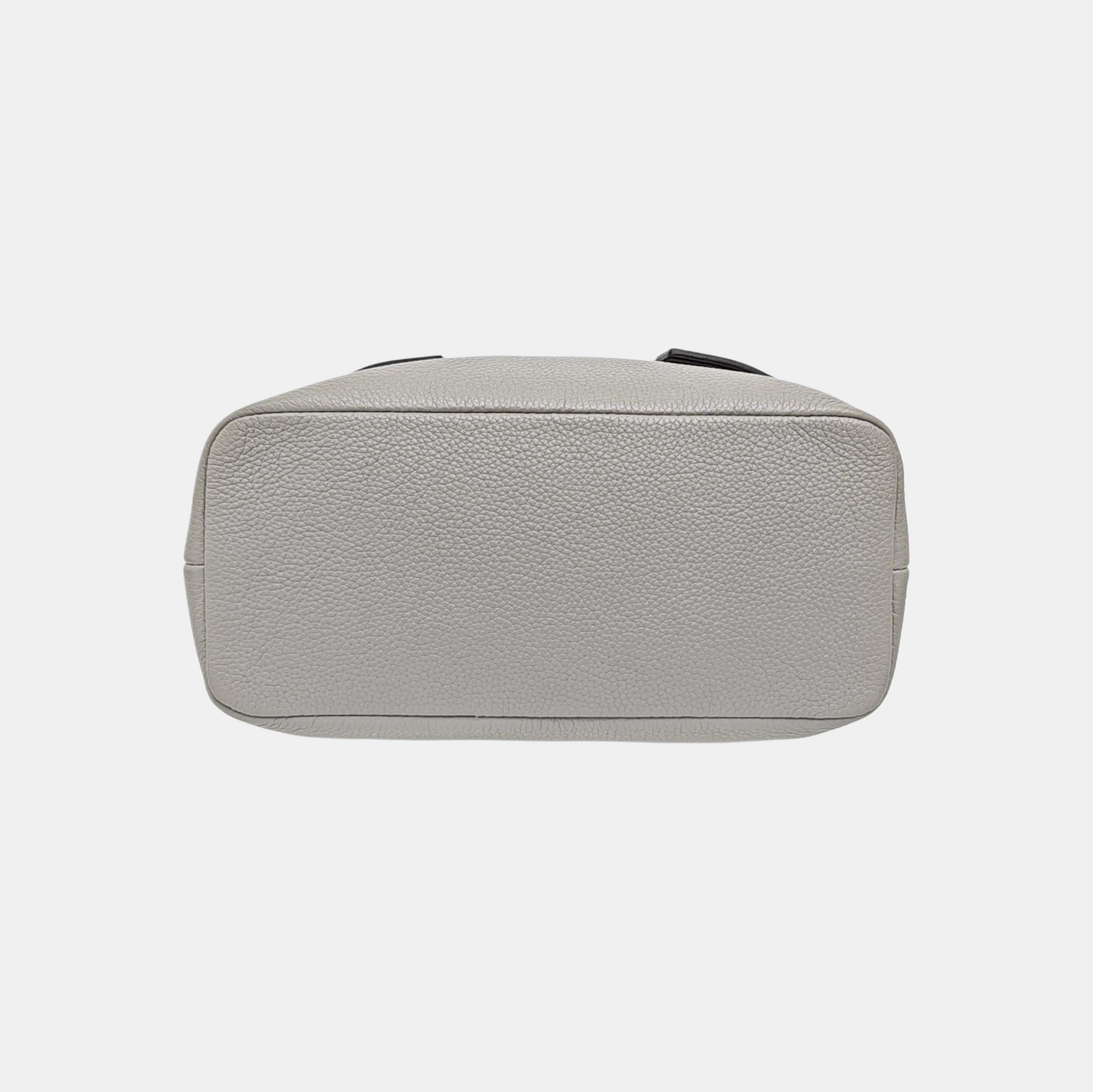 Daria Small Calfskin Gray