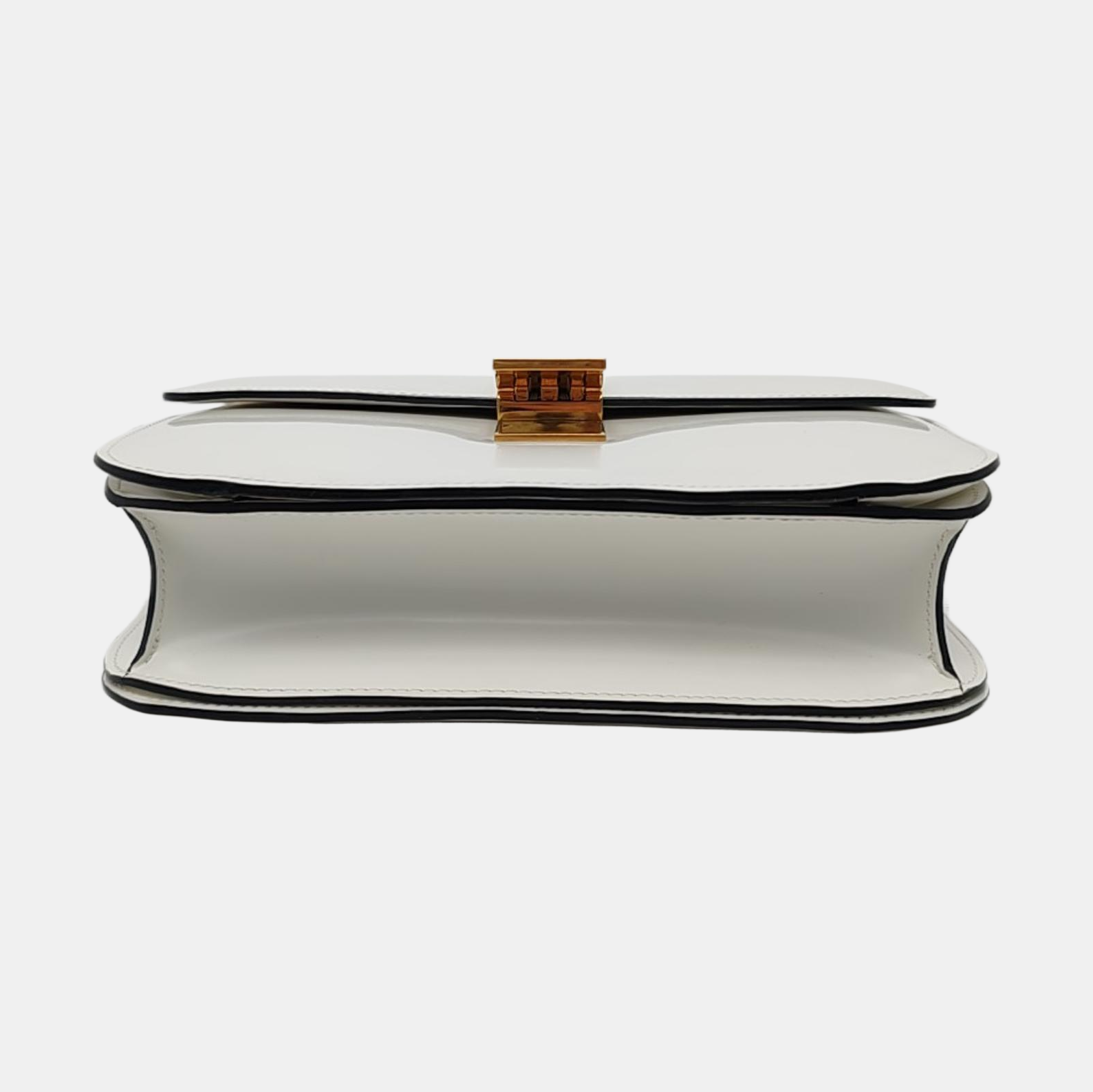 Authenticated pre-owned  CLASSIC BOX Medium Calfskin White - Shoulder Bag at Looply
