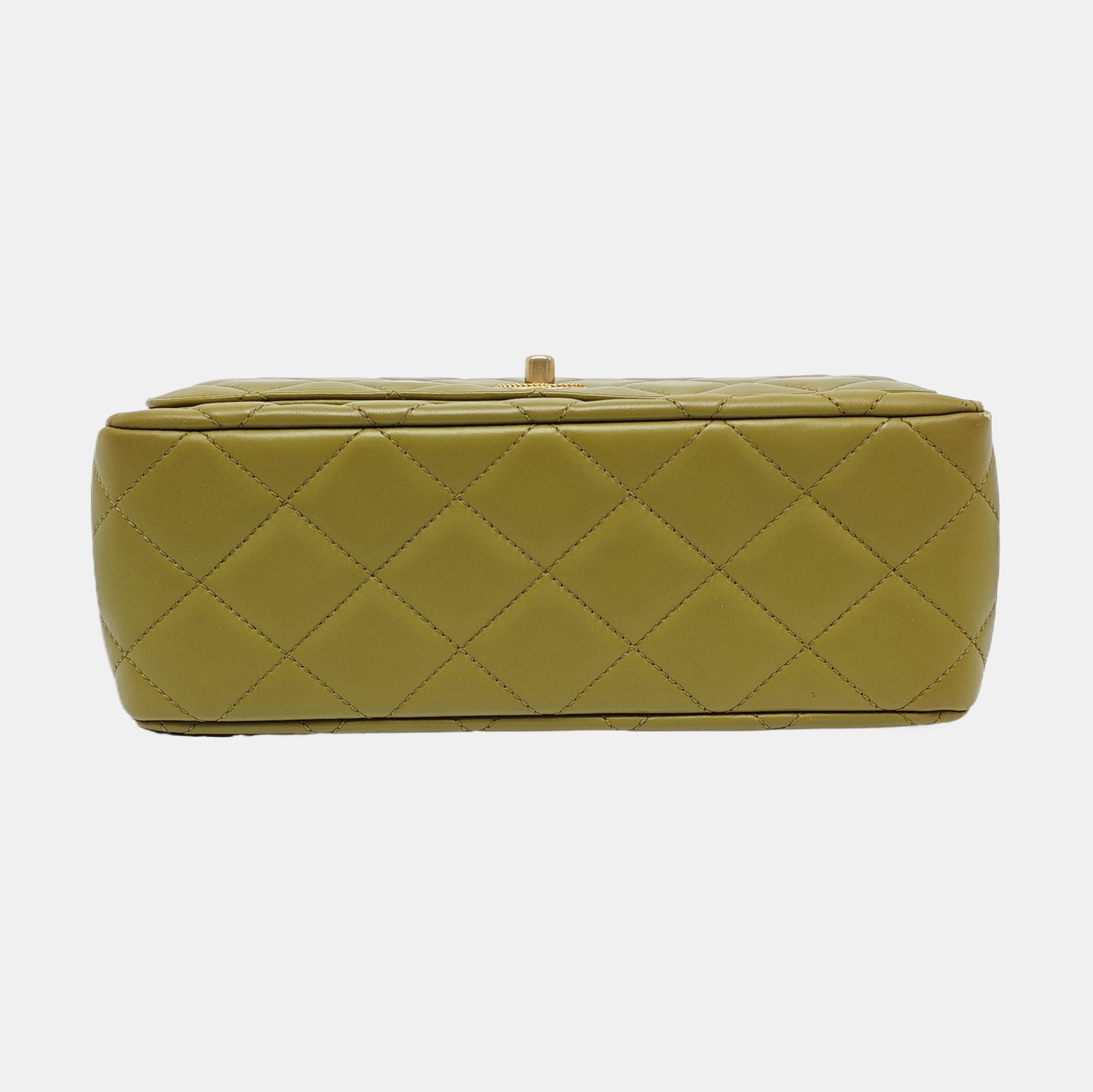 Authenticated pre-owned  COCO HANDLE Quilted Lambskin Green - Shoulder Bag at Looply