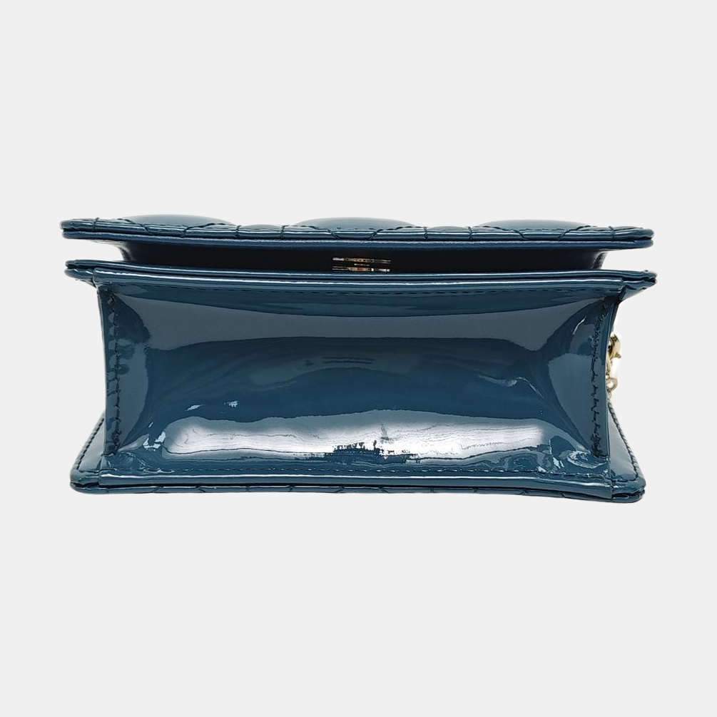 Authenticated pre-owned  Lady Dior Nano Cannage Patent Leather Green - Shoulder Bag at Looply