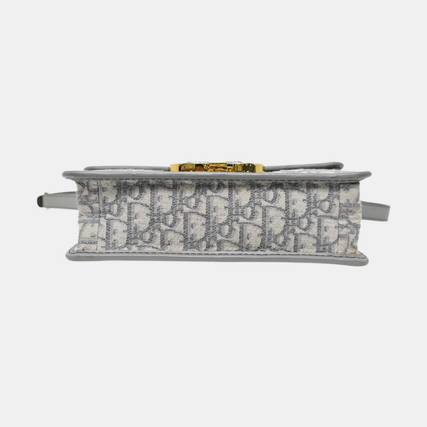 30 Montaigne Oblique Canvas Gray