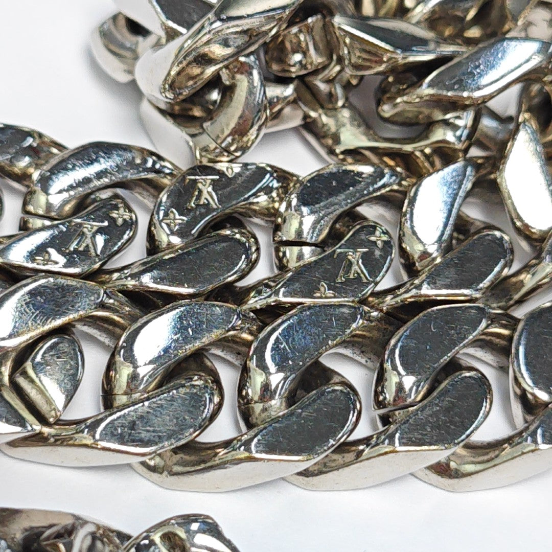 LV CHAIN LINKS Metal Silver Necklace