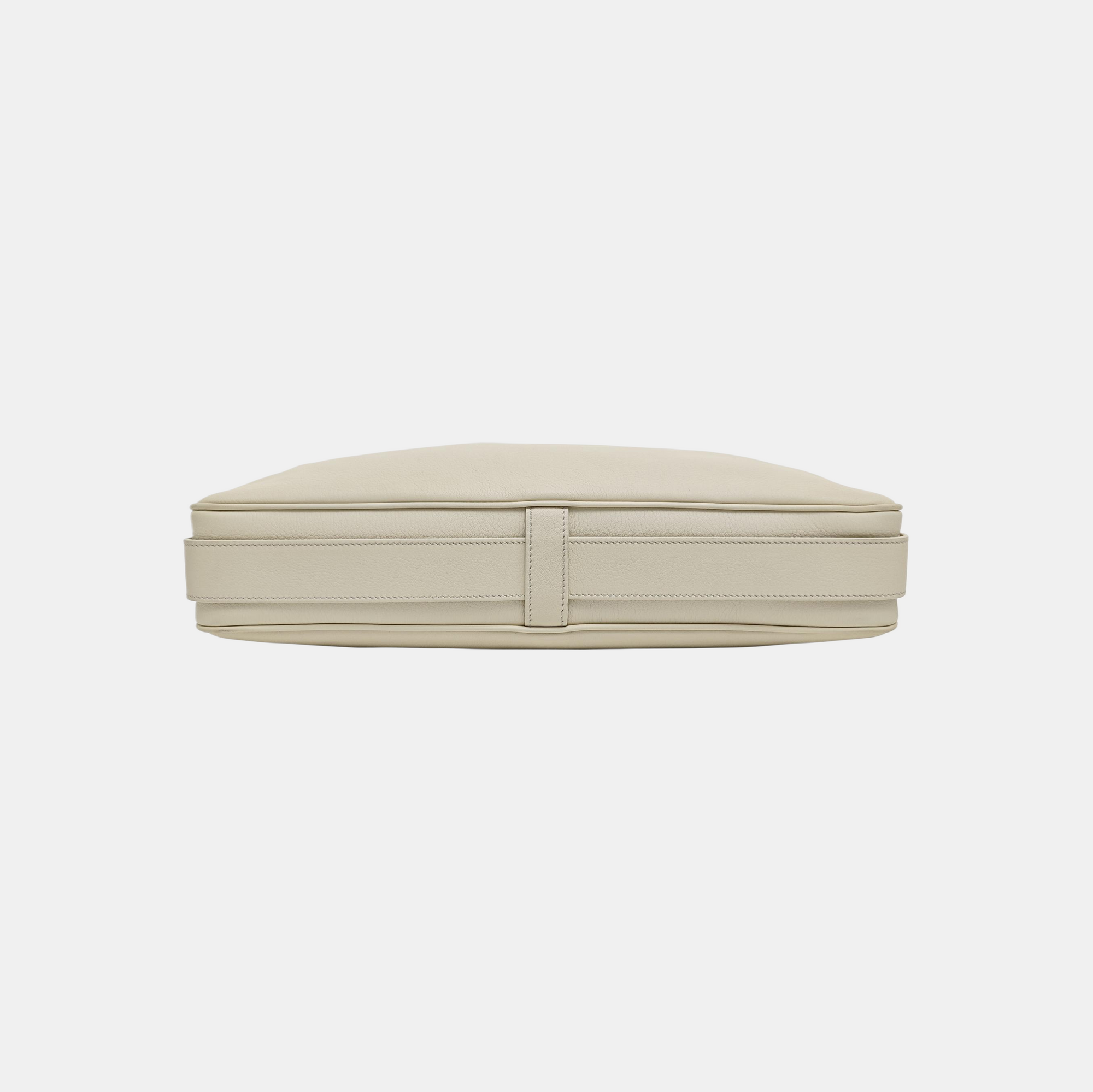 NEW HOBO Calfskin White