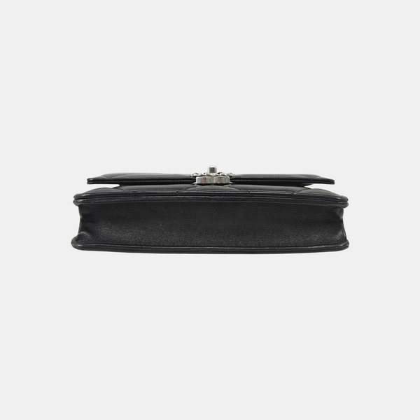 CHANEL 19 Quilted Lambskin Black