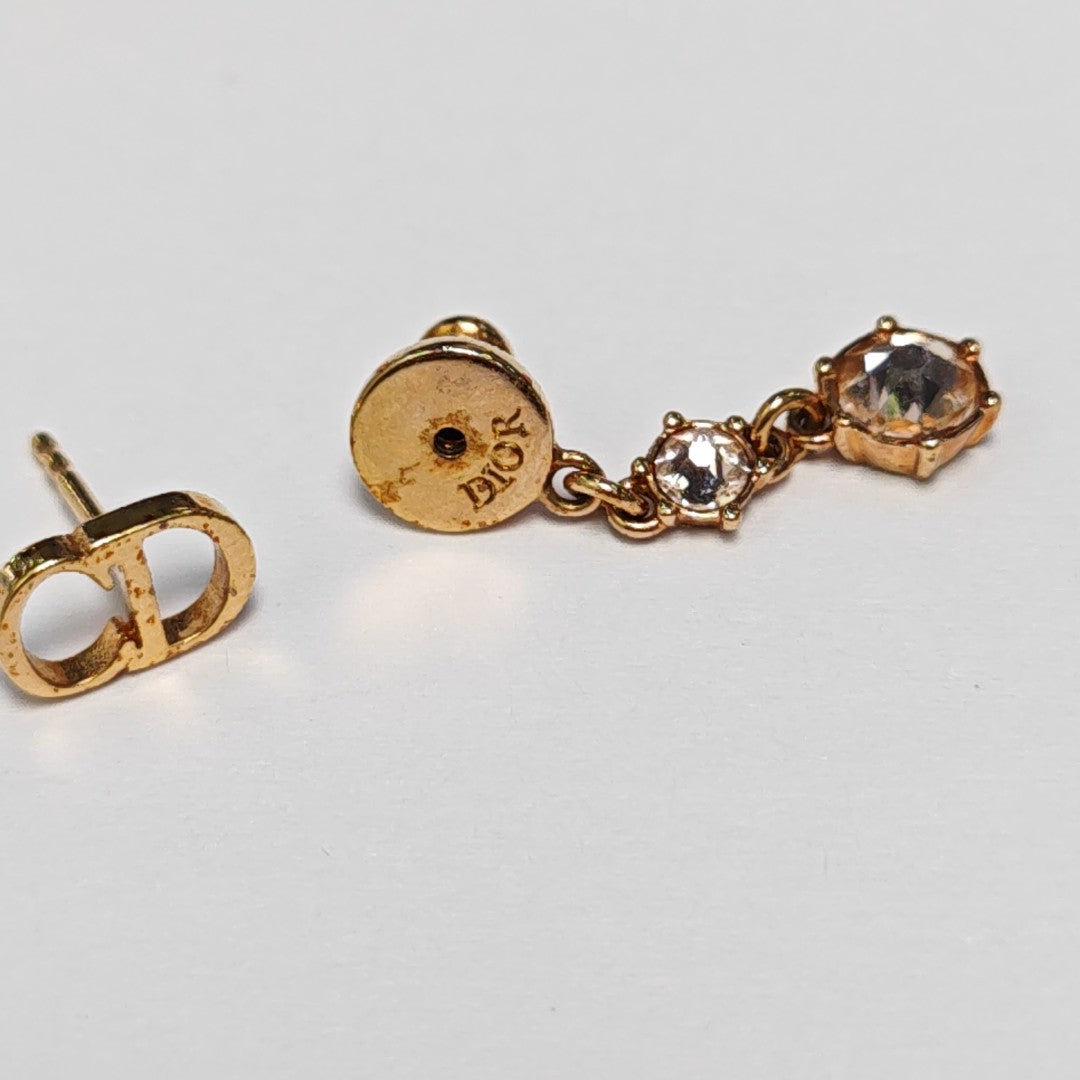Metal Gold Earrings