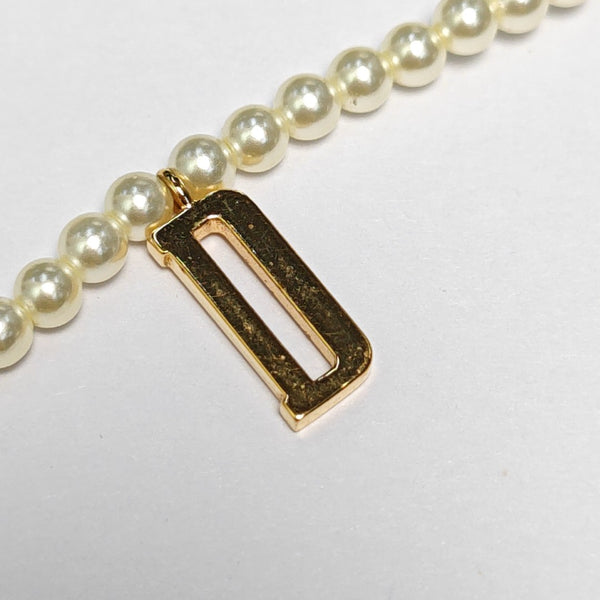 CD Swing Faux Pearl White Necklace