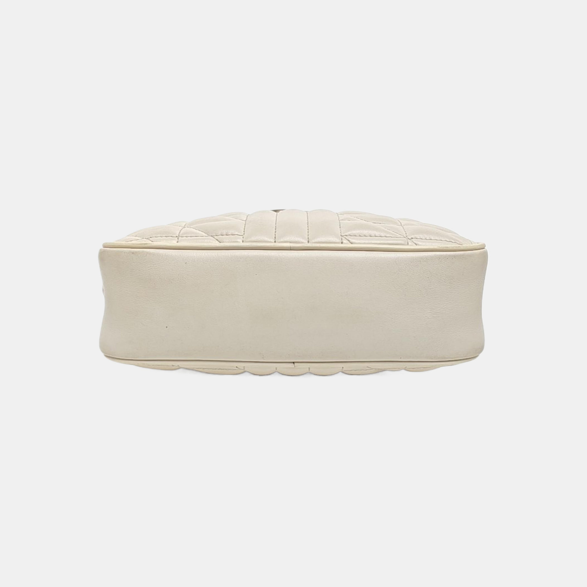 GG Marmont Small Quilted Calfskin White