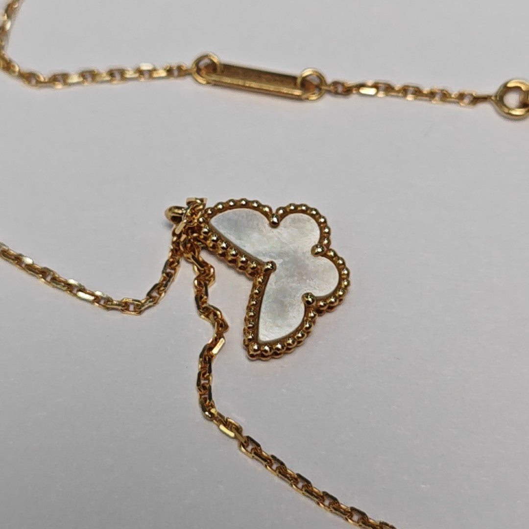 Sweet Alhambra 18k Gold Necklace