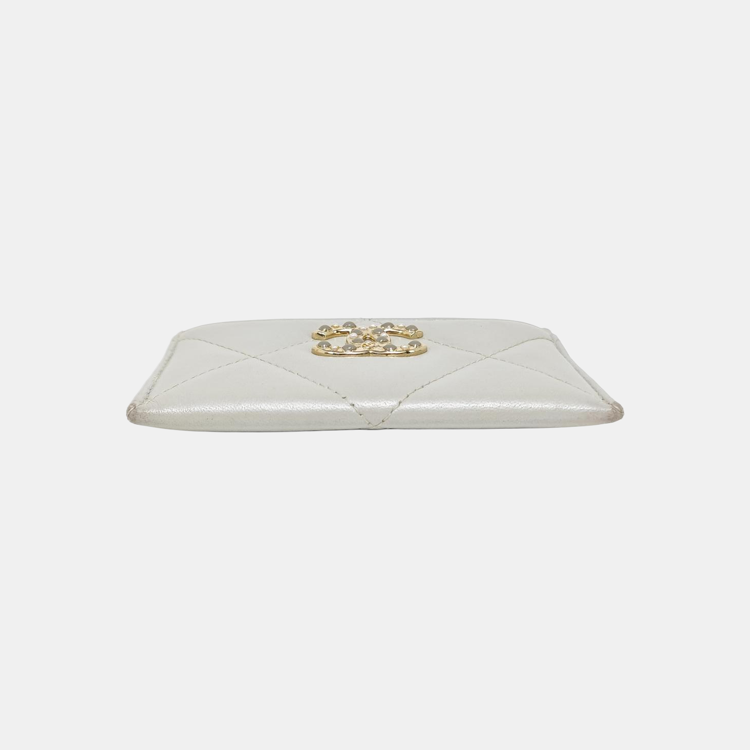 CHANEL 19 Small Quilted Lambskin Gray Wallet