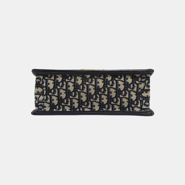 30 Montaigne Oblique Canvas Blue
