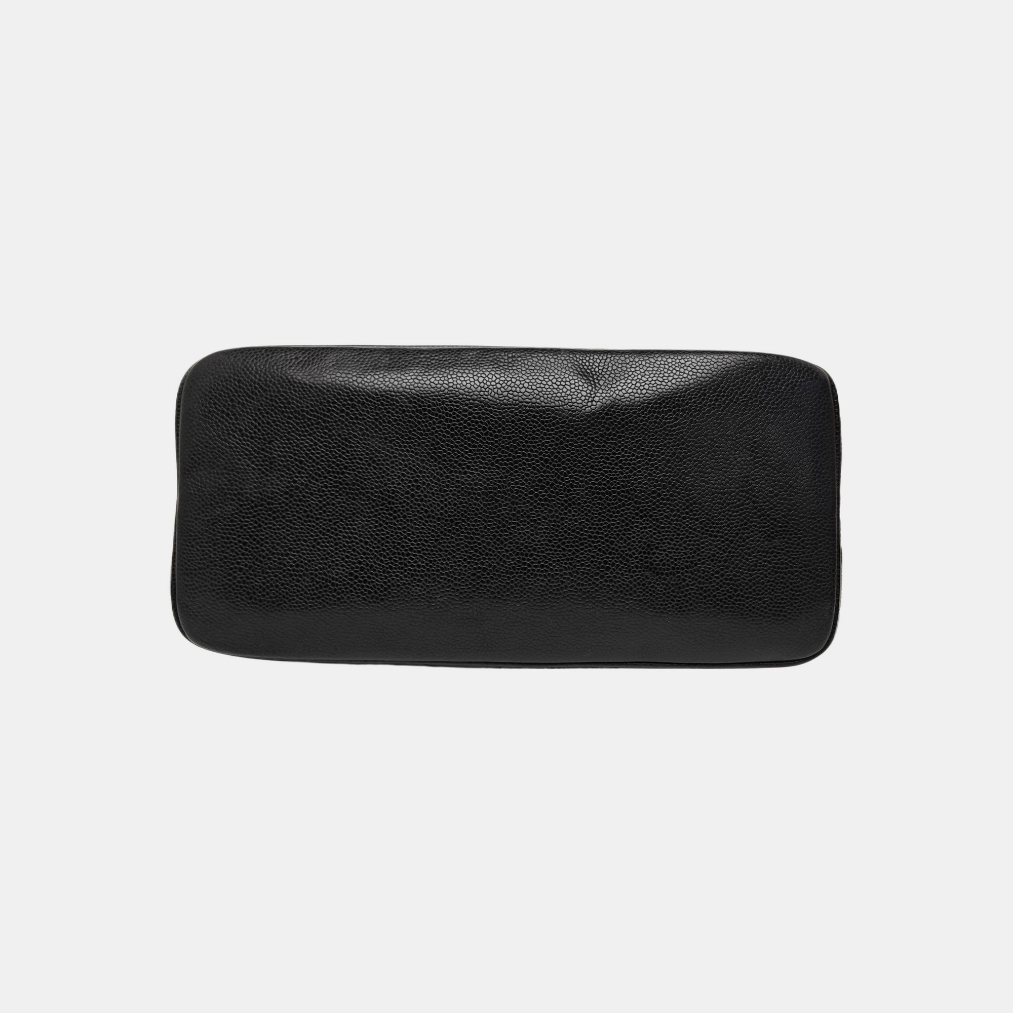 MEDALLION Quilted Grained Calfskin Black