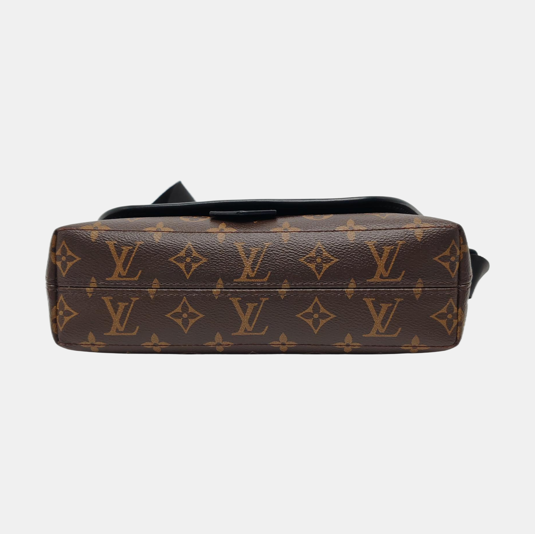 MAGNETIC Monogram Coated Canvas Brown