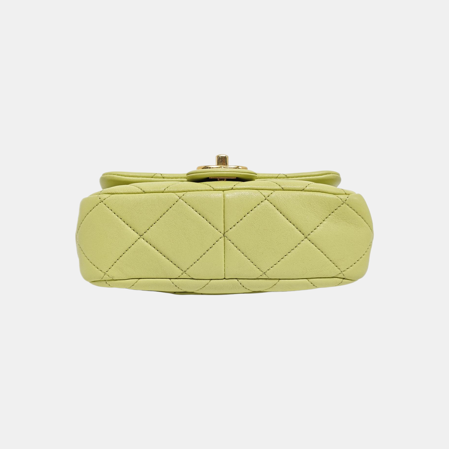 Authenticated pre-owned  CLASSIC FLAP Mini Quilted Lambskin Green - Shoulder Bag at Looply