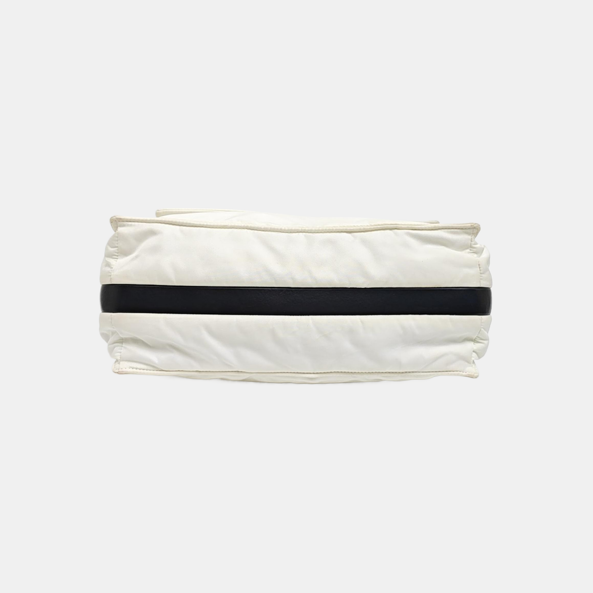 Invite Large Nylon White