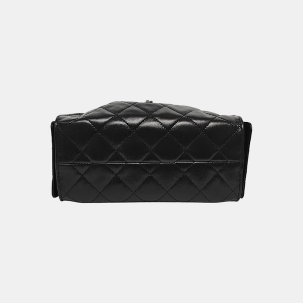 CHANEL 25 Quilted Calfskin Black