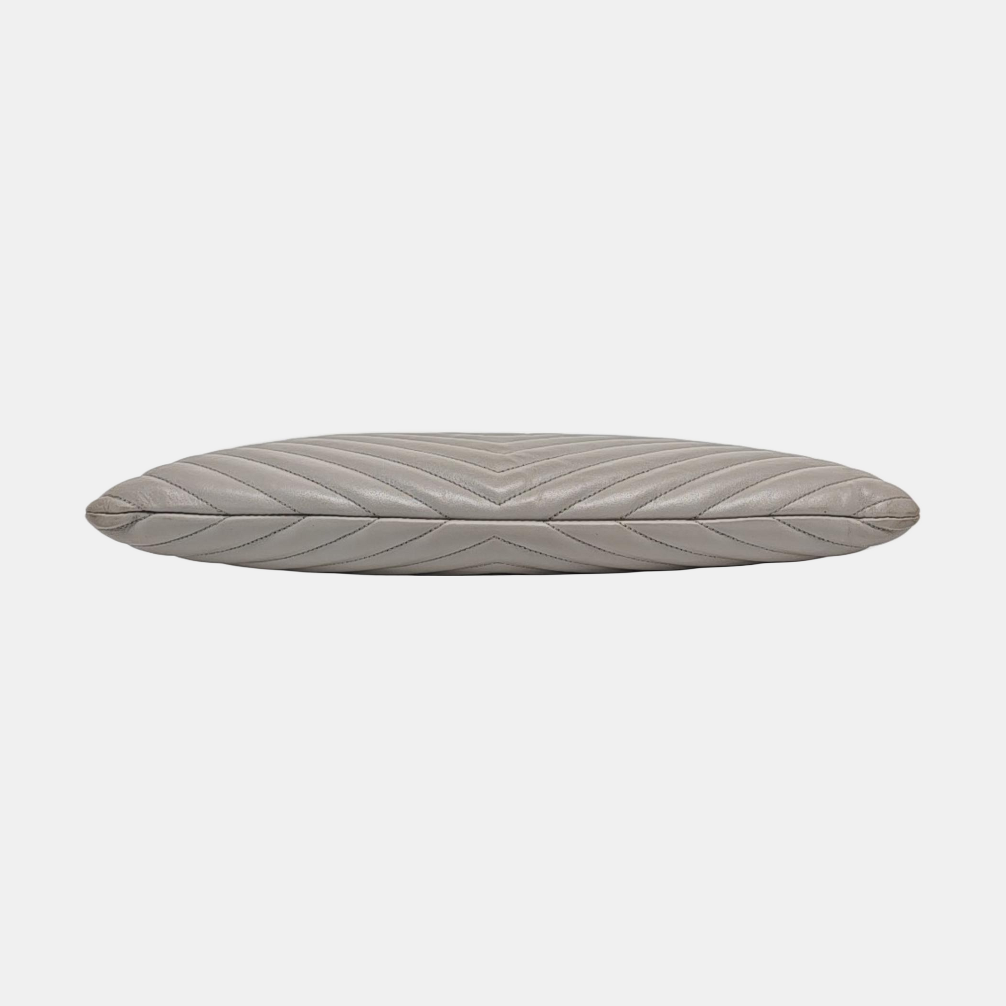 MATELASSE Chevron Calfskin Gray