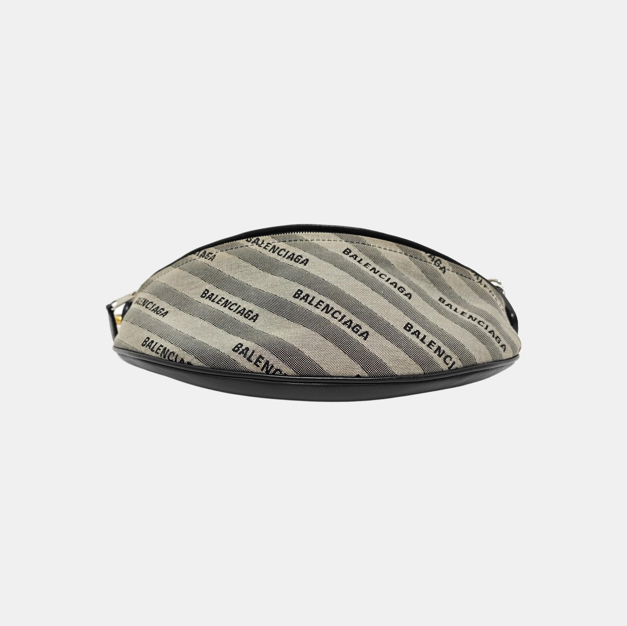 Souvenirs Canvas Gray