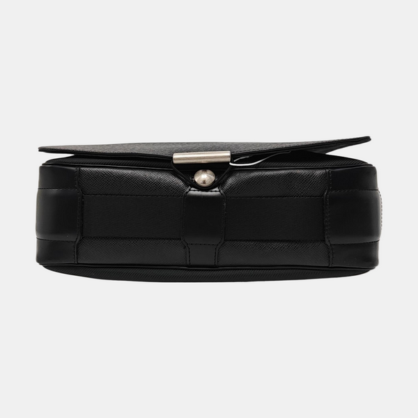 VIKTOR Calfskin Black