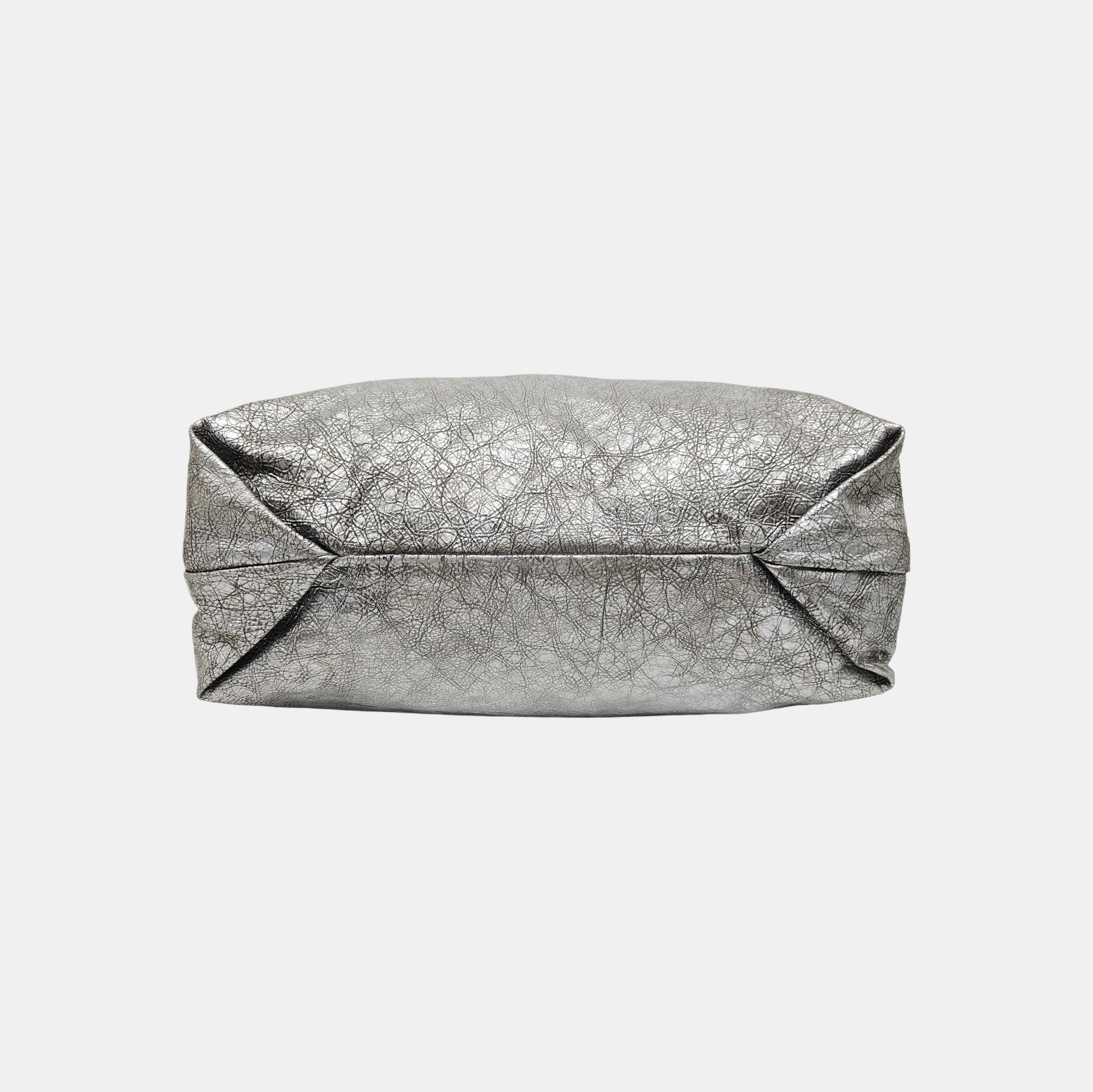 Crush Medium Calfskin Silver