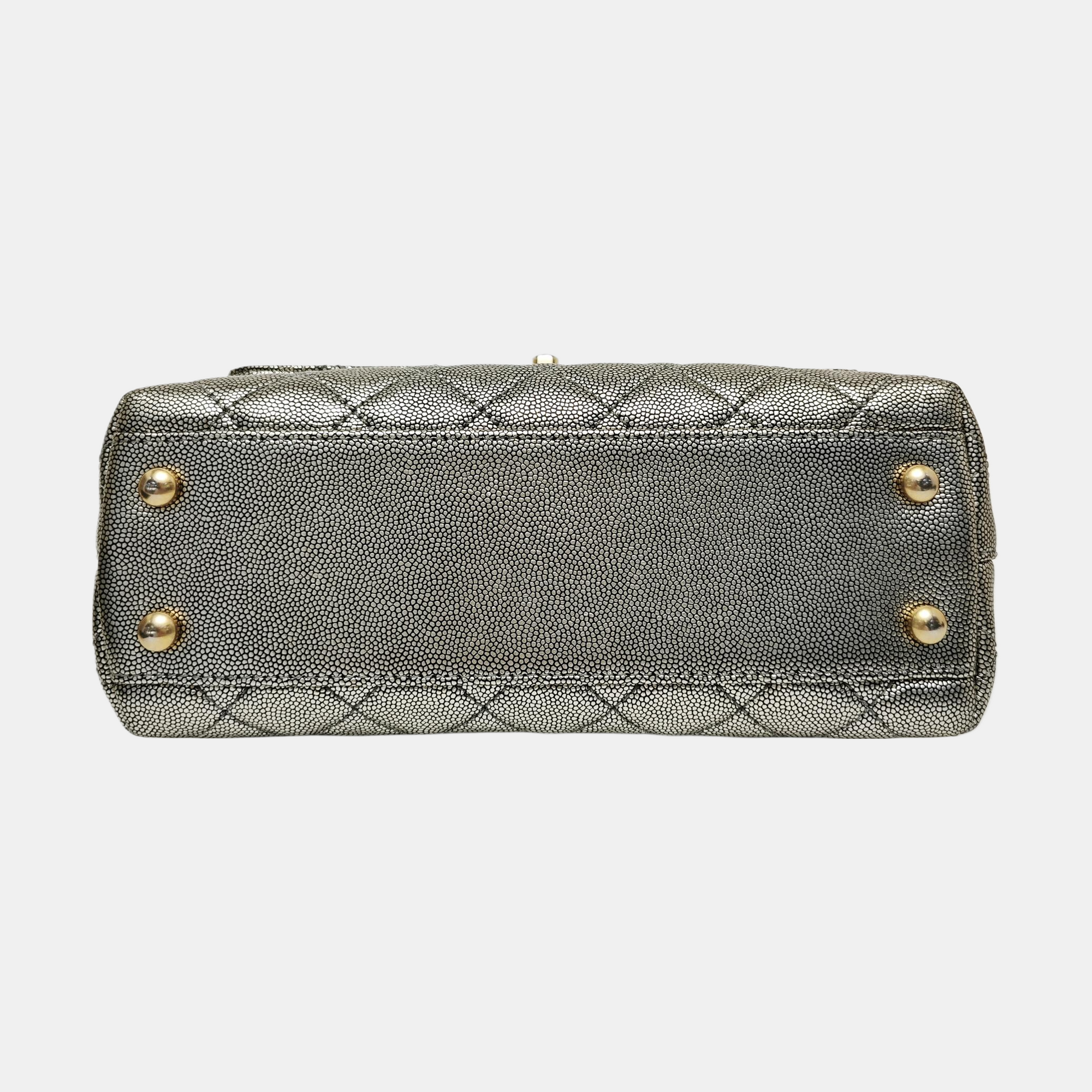 COCO HANDLE Small Quilted Grained Calfskin Silver