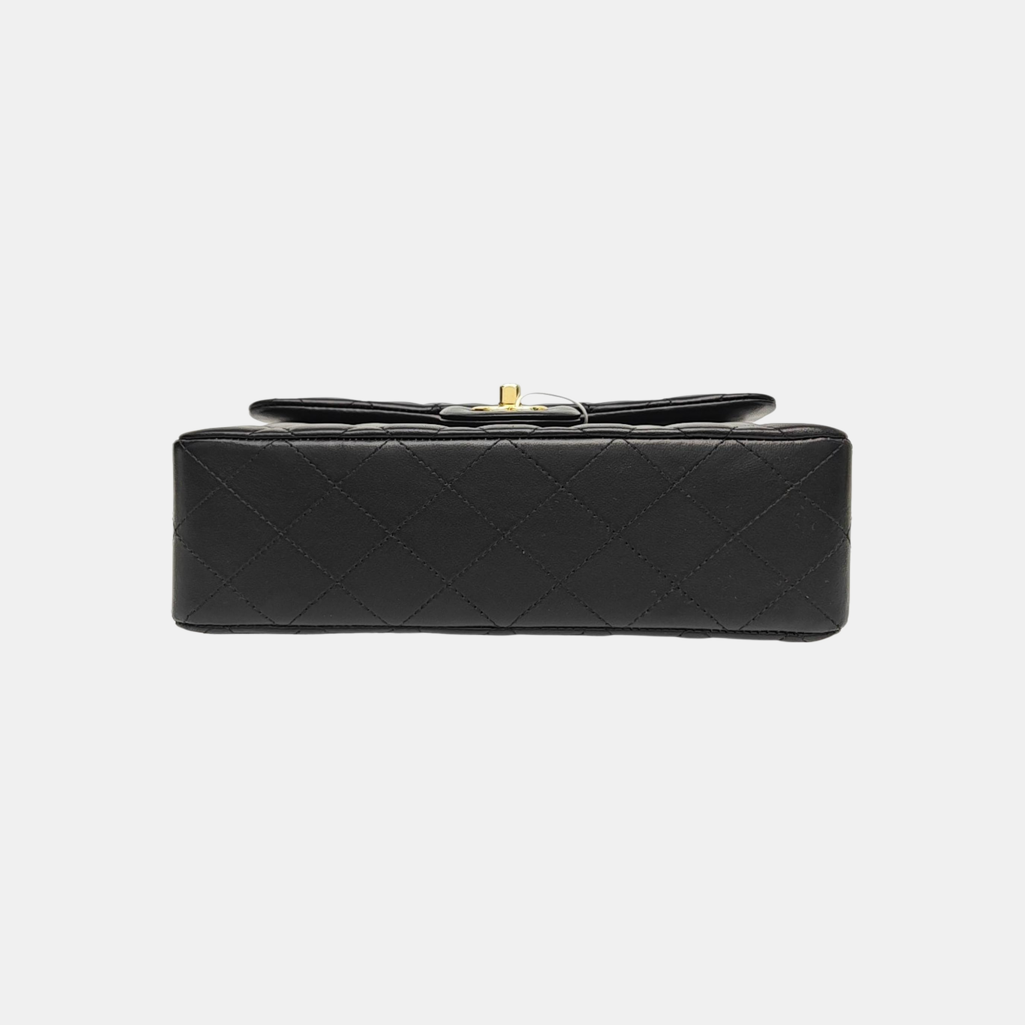 CLASSIC FLAP Small Quilted Lambskin Black