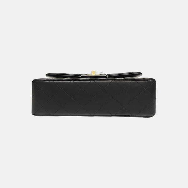 CLASSIC FLAP Small Quilted Lambskin Black