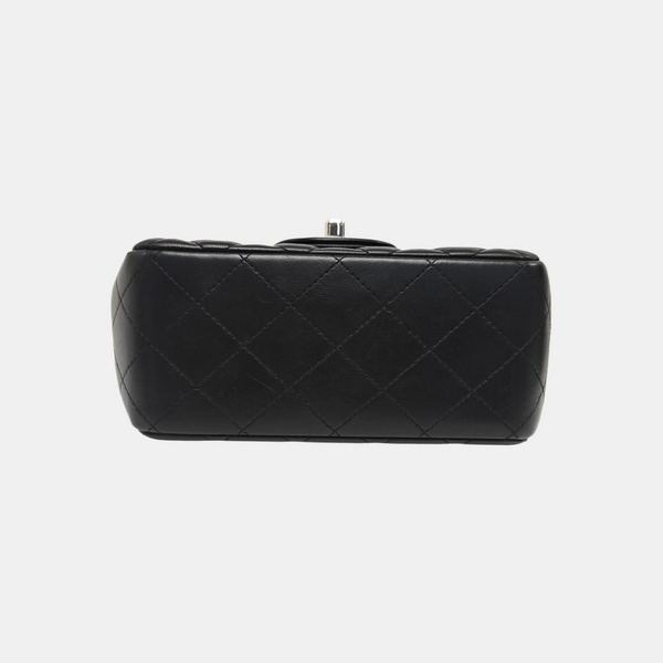CLASSIC FLAP Mini Quilted Lambskin Black