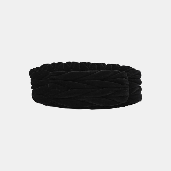 Wander Matelassé Small Quilted Velvet Black