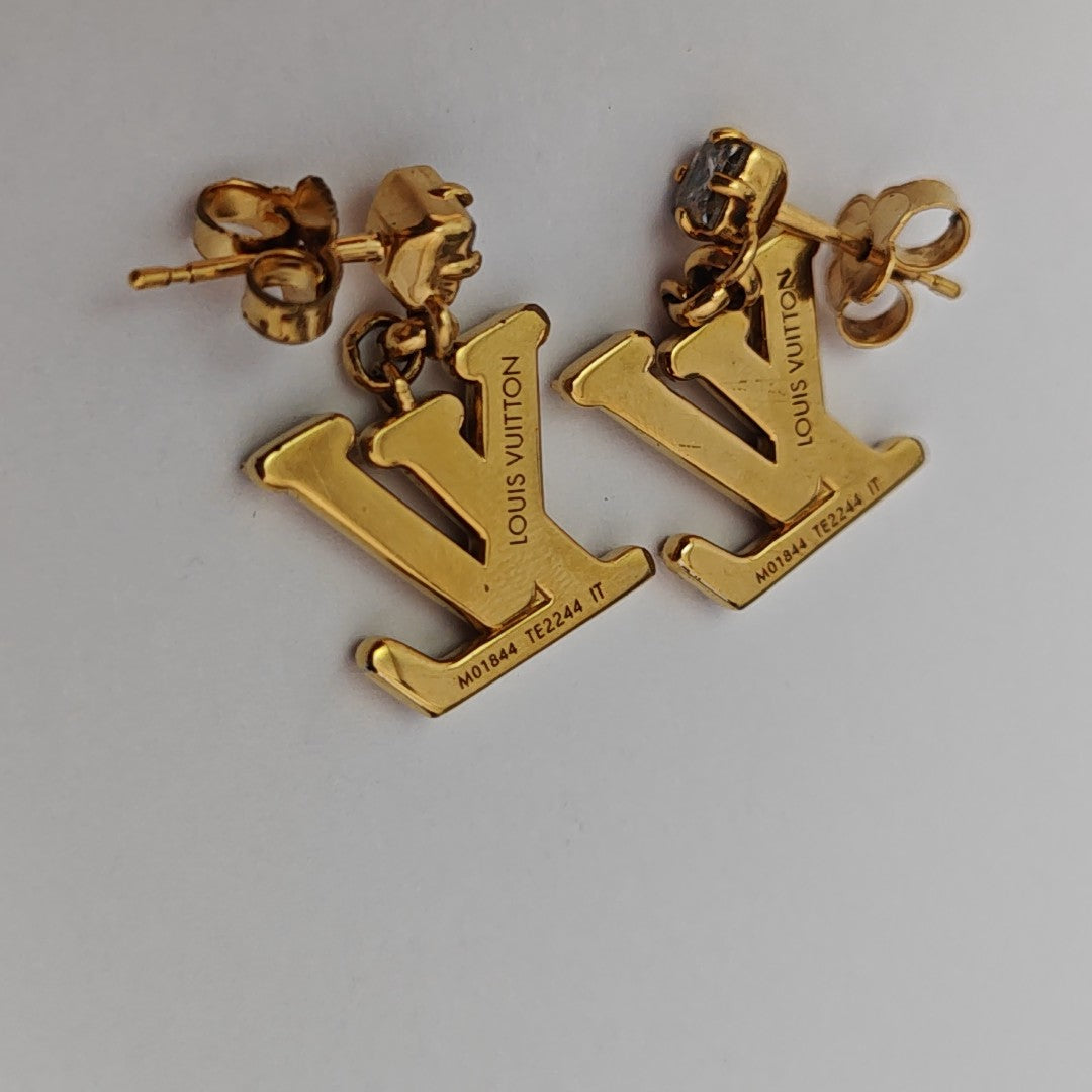 Metal Gold Stud Earrings