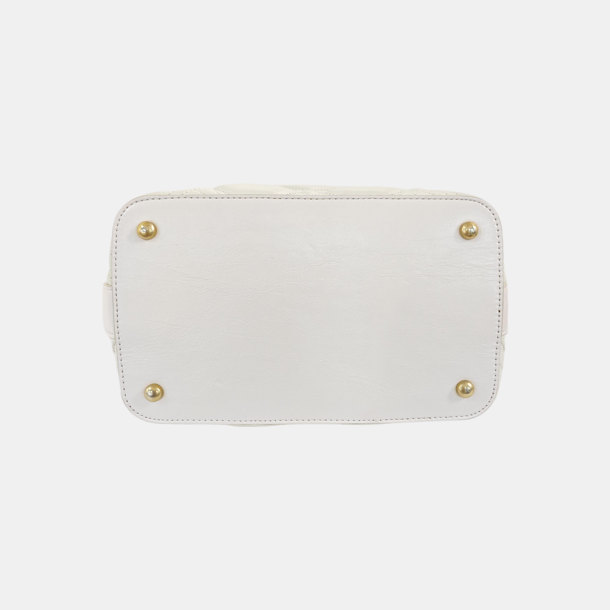 HOBO Quilted Calfskin White