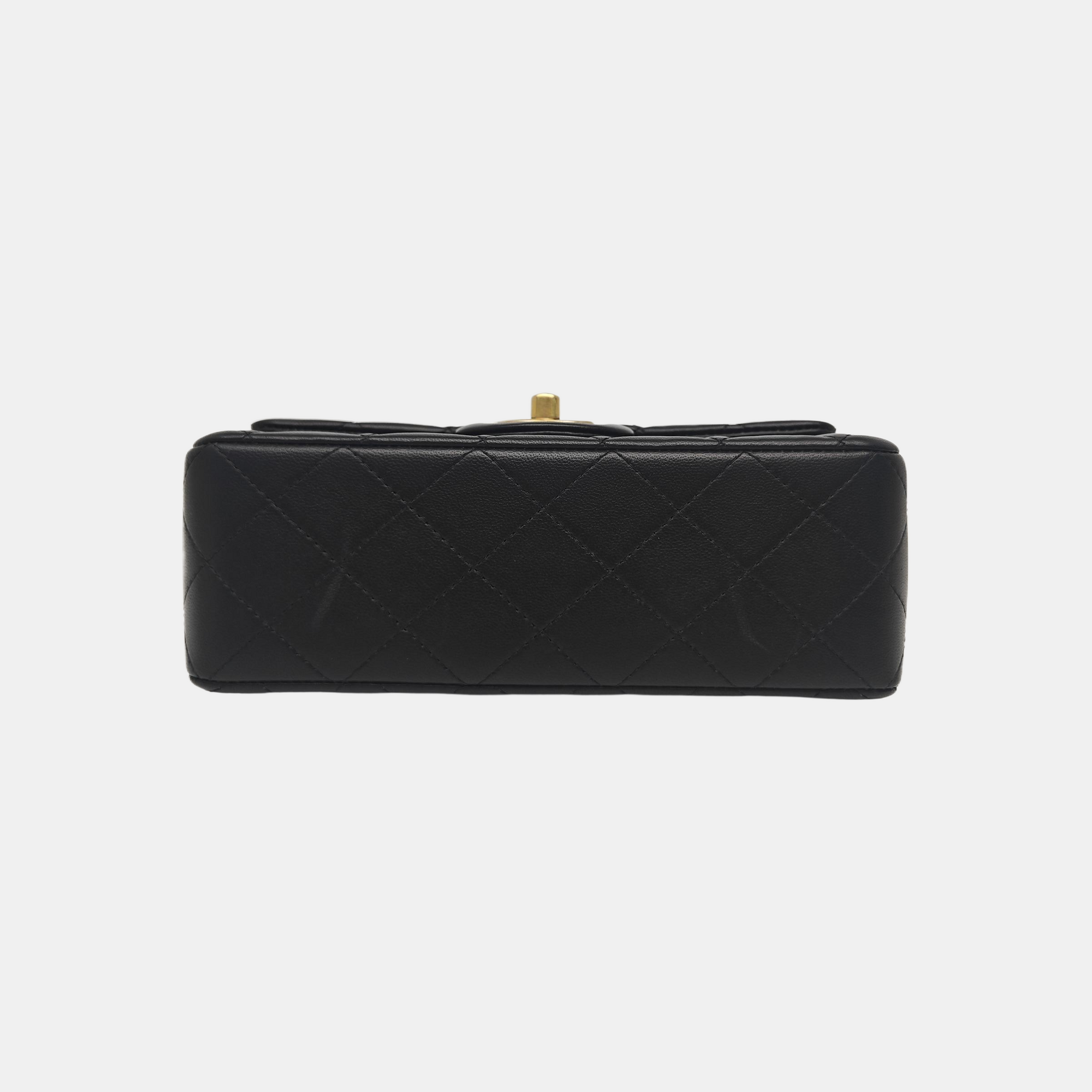 CLASSIC FLAP Mini Quilted Calfskin Black